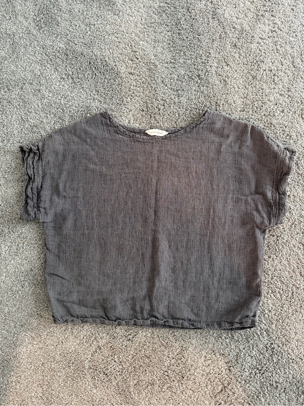 Elizabeth Suzann Georgia Tee in Charcoal Linen Gauze OS